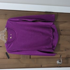 Women's athletic top